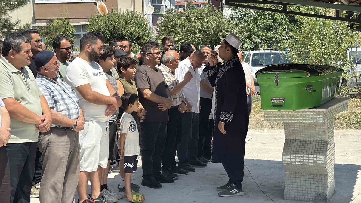 Yaya Geçidinde Kazada Hayatını Kaybetti