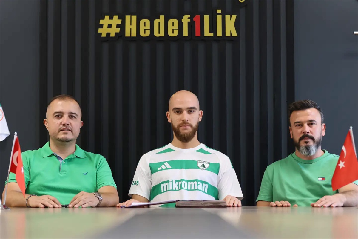 Muğlaspor, Ahmet Engin\'i kadrosuna kattı