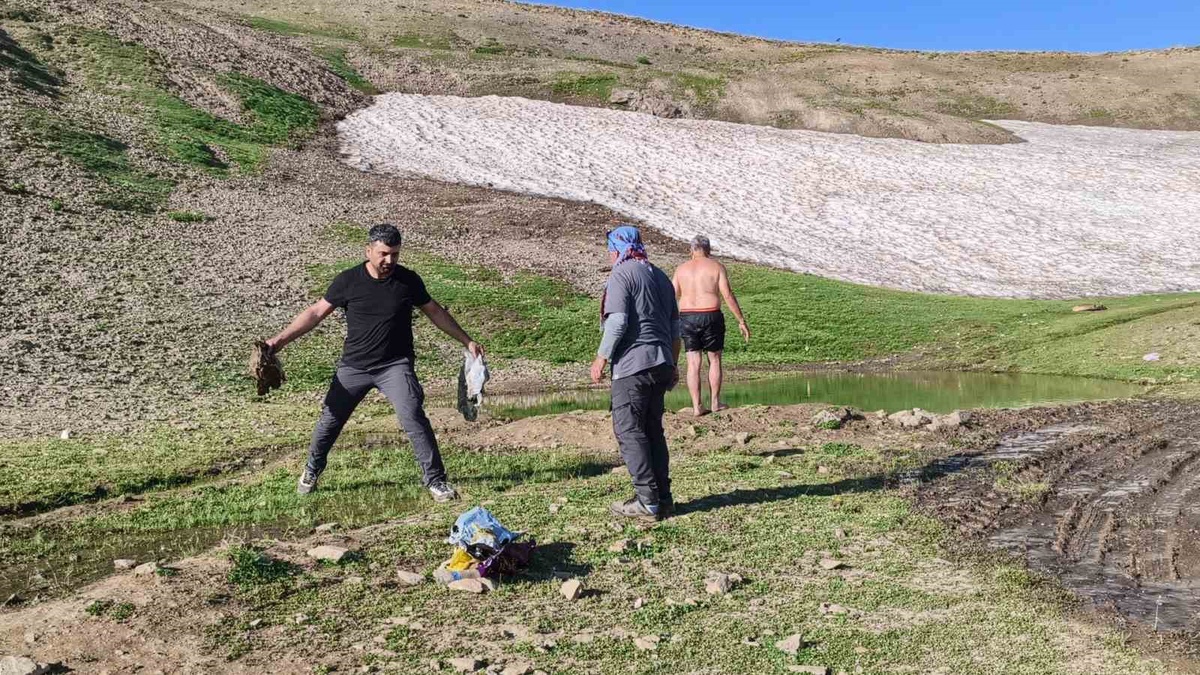 Kurtik Dağı\'nda Yaz Kampı