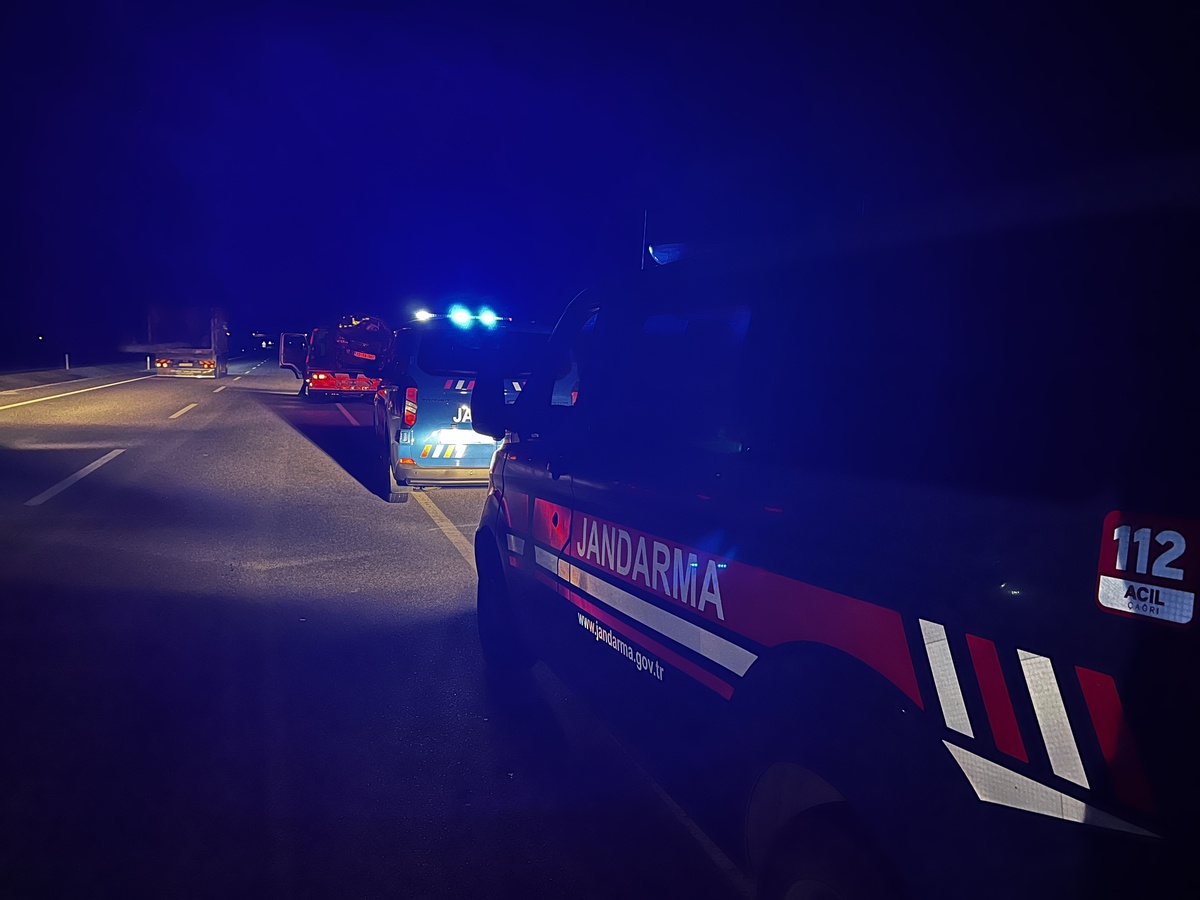 Kayseri\'de Trafik Kazası: 1 Ölü, 3 Yaralı