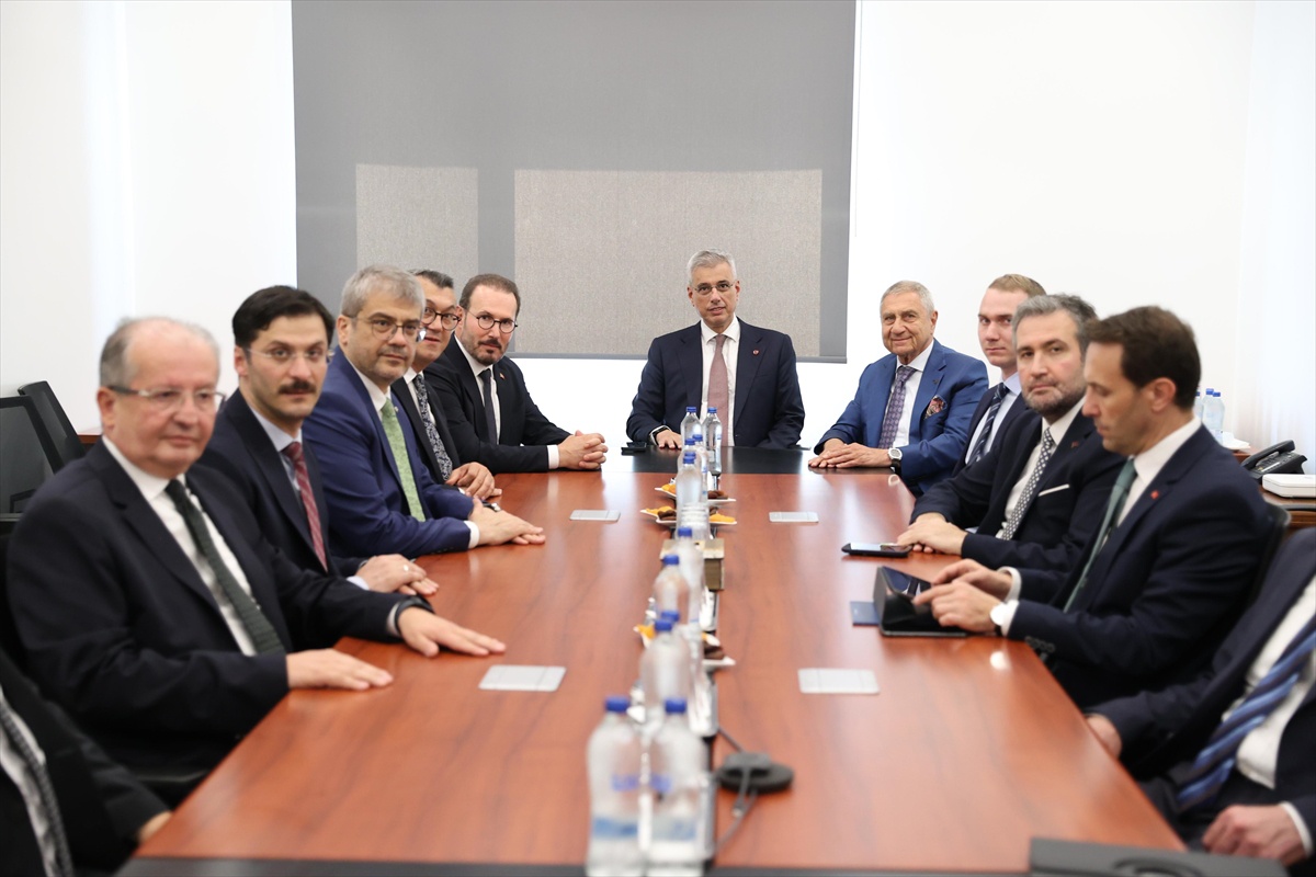 Bakan Memişoğlu Çerkezköy İlaç Tesislerini Ziyaret Etti