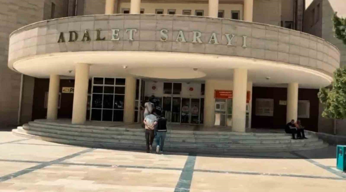 Şanlıurfa\'da Uyuşturucu Operasyonu: 3 Tutuklama