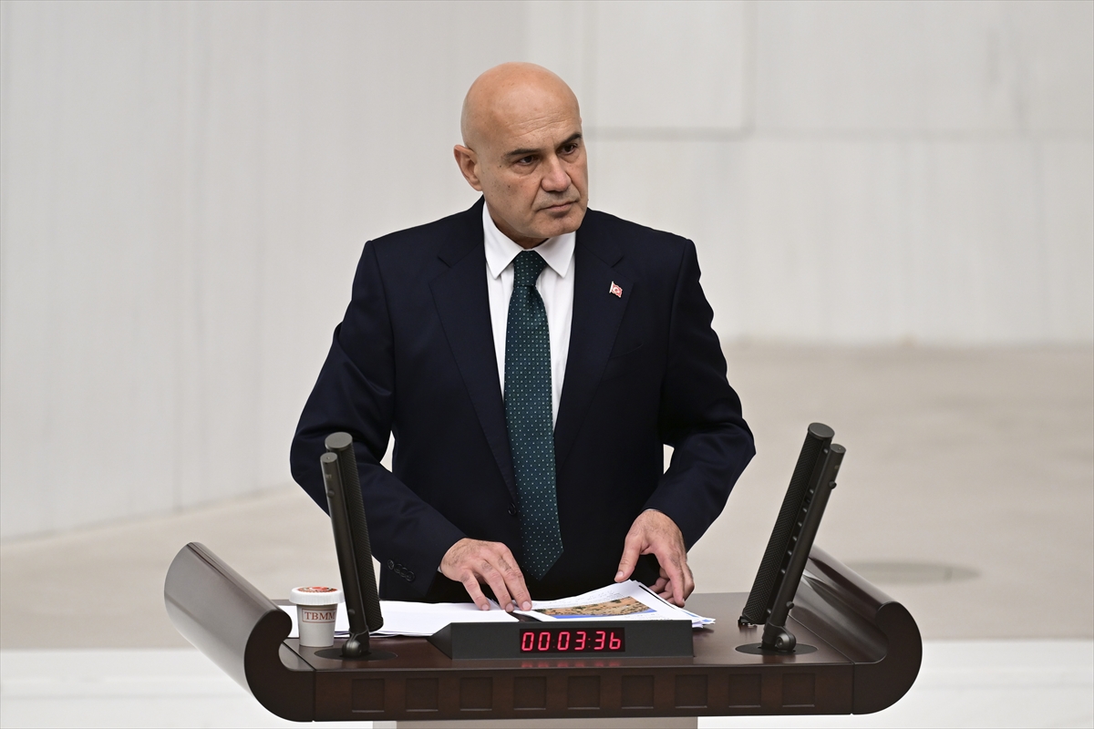 Mekke Savunma Anlaşması Tartışılıyor