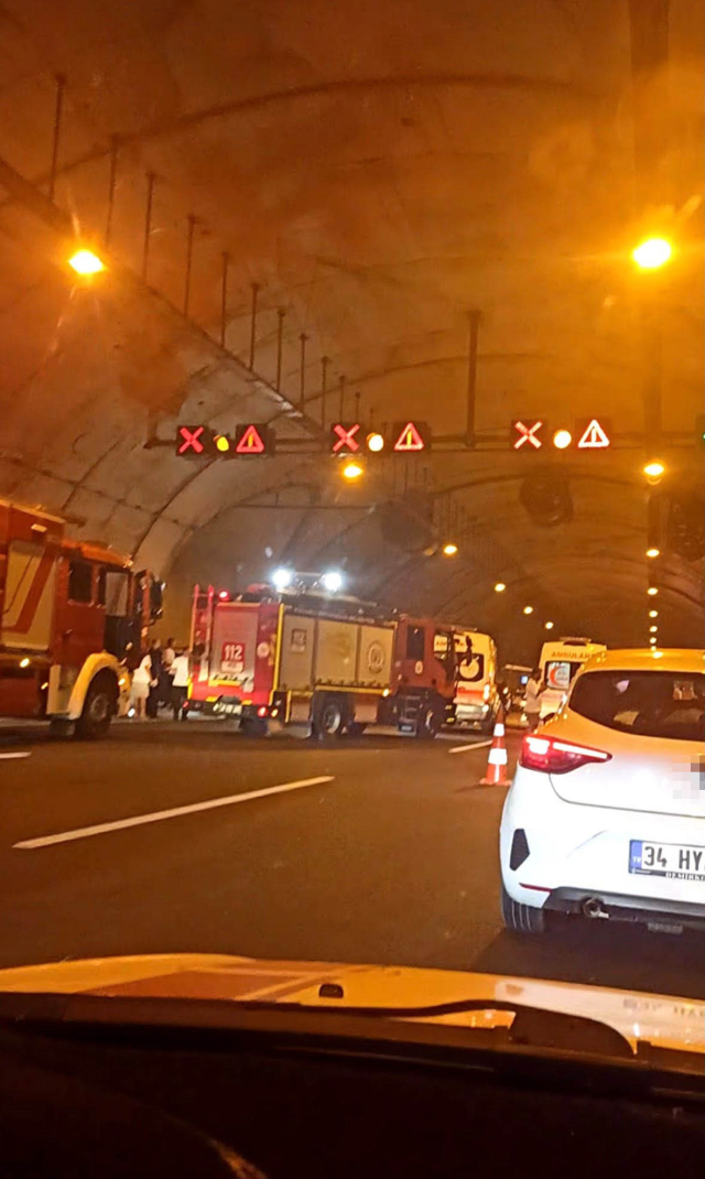 Tünelde feci kaza: 3 ölü, 1 ağır yaralı