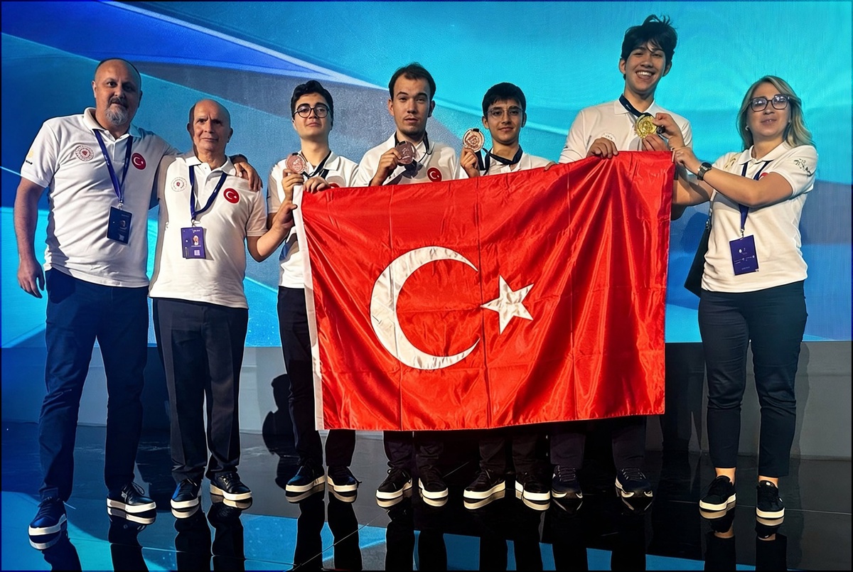 Türkiye Nükleer Bilim Olimpiyatı\'nda Madalya Kazandı