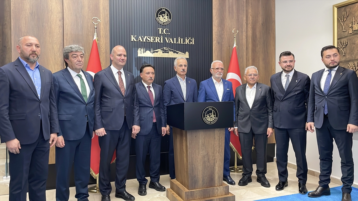Bakan Uraloğlu Kayseri\'de Ziyaretler Gerçekleştirdi