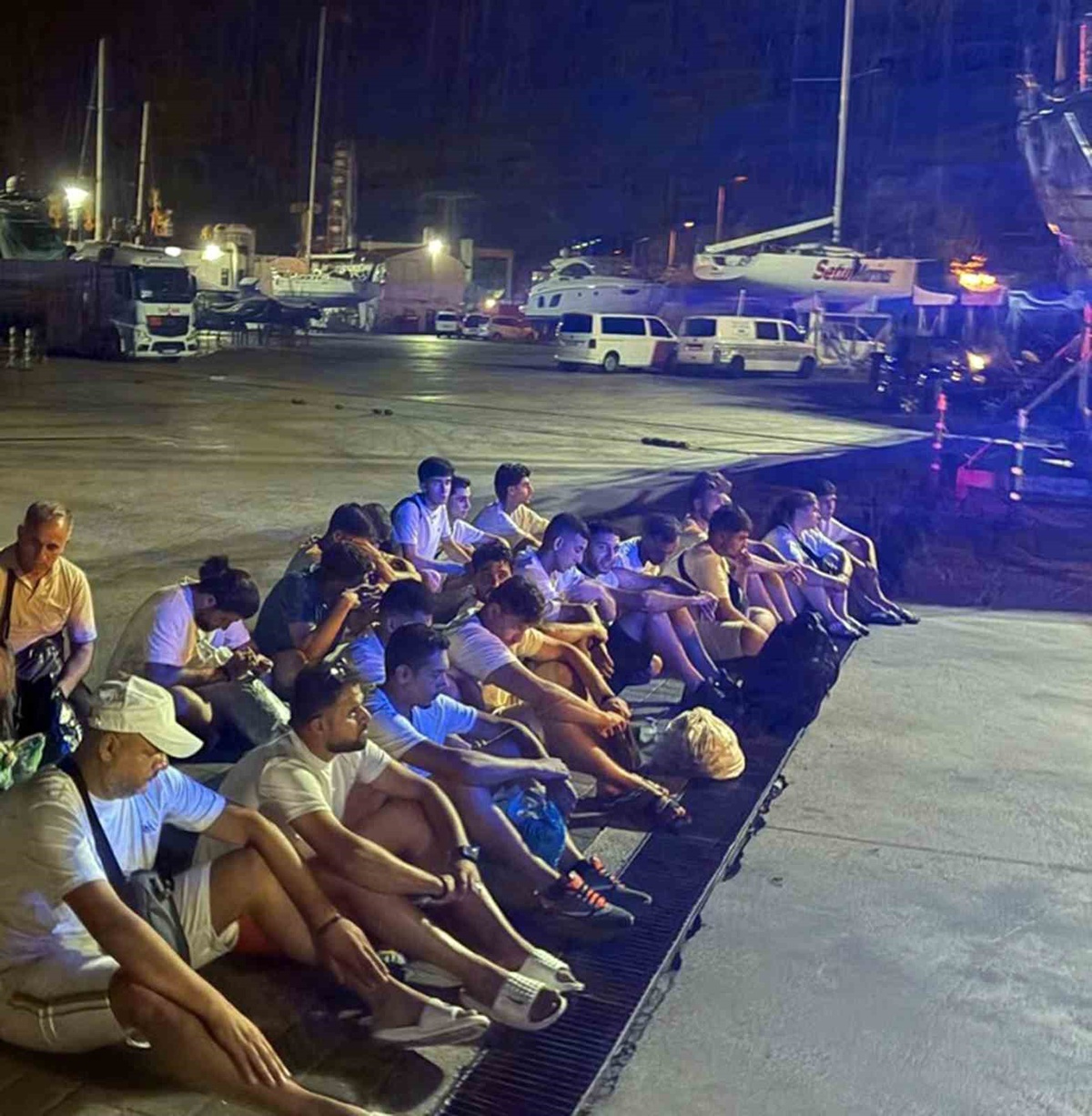Marmaris\'te 25 Düzensiz Göçmen Yakalandı