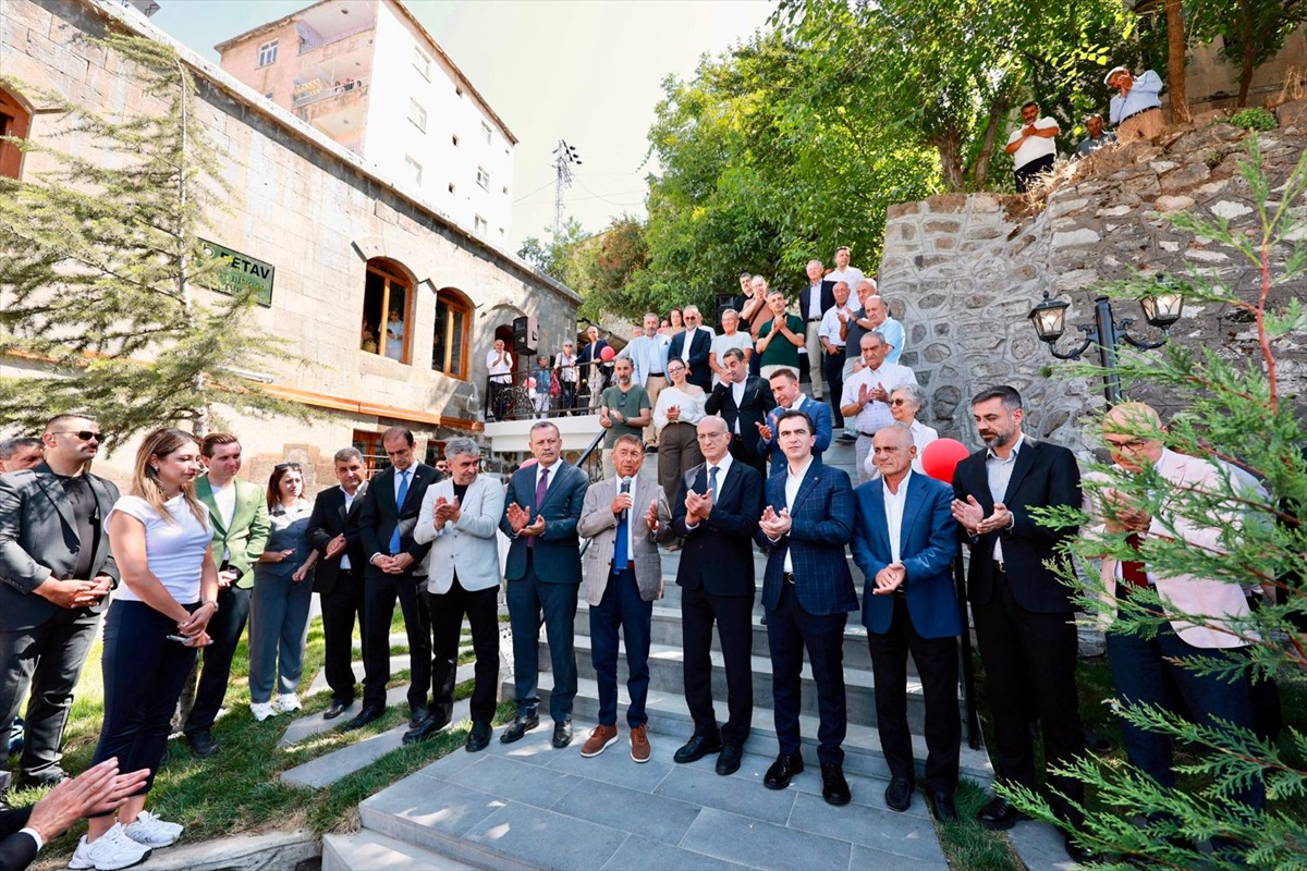 Bitlis\'te Yeni Kültür Evi Açıldı