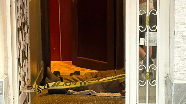 Evine 200 metre kala yere yığılan 72 yaşındaki adam hayatını kaybetti