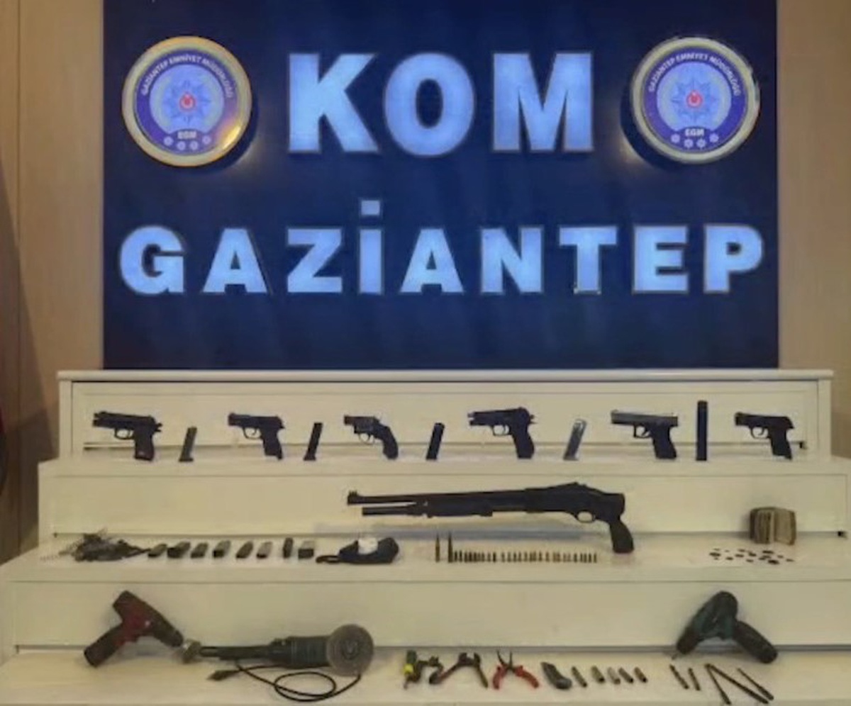 Gaziantep\'te silah ve tarihi eser operasyonu