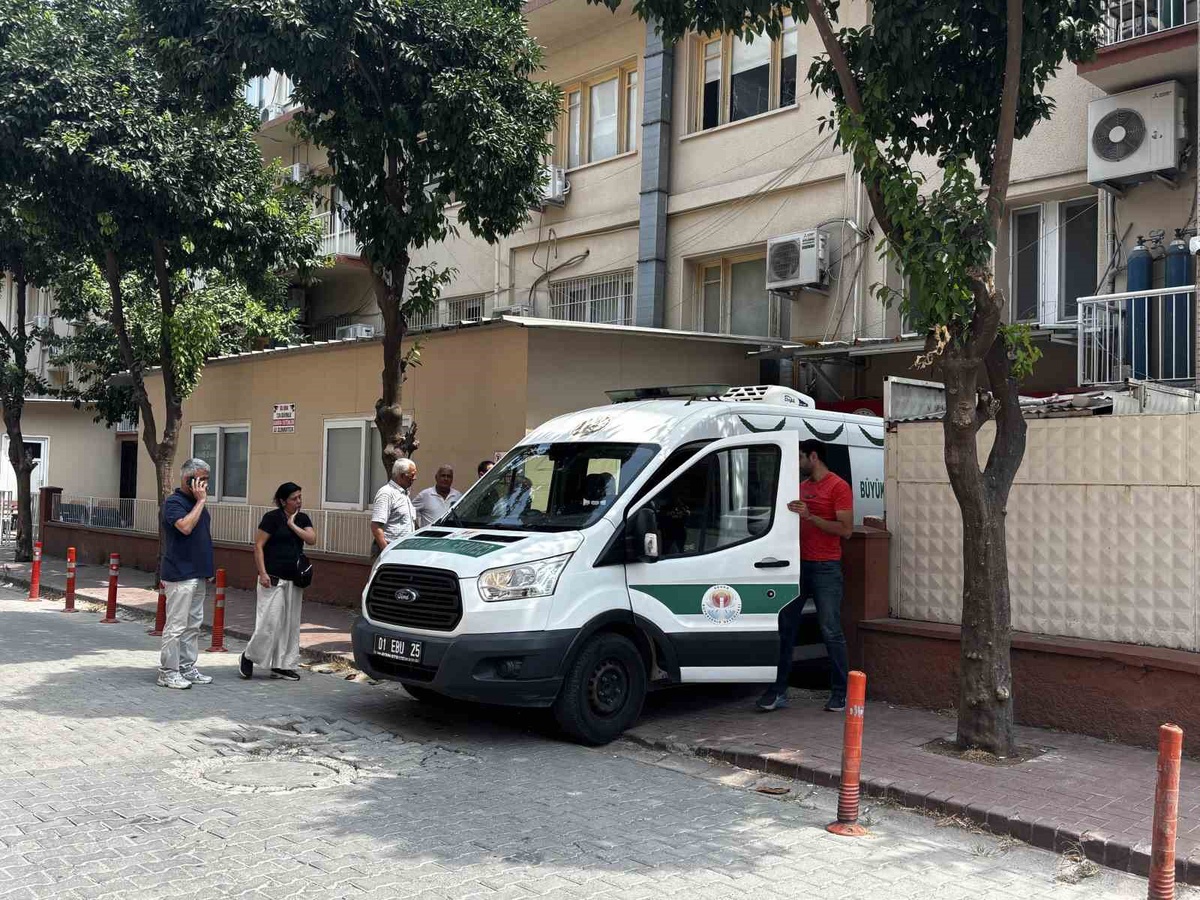 İmamoğlu\'nda Tünel Çalışmasında Göçük: Bir İşçi Hayatını Kaybetti
