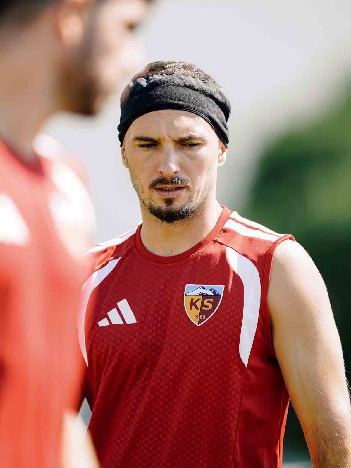 Kayserispor\'un Forma Numaraları Belirlendi