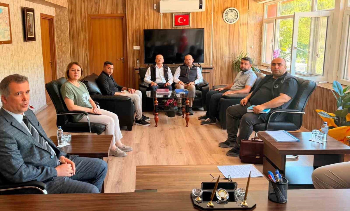 Gölpazarı\'nda Köy İhtiyaçları Görüşüldü