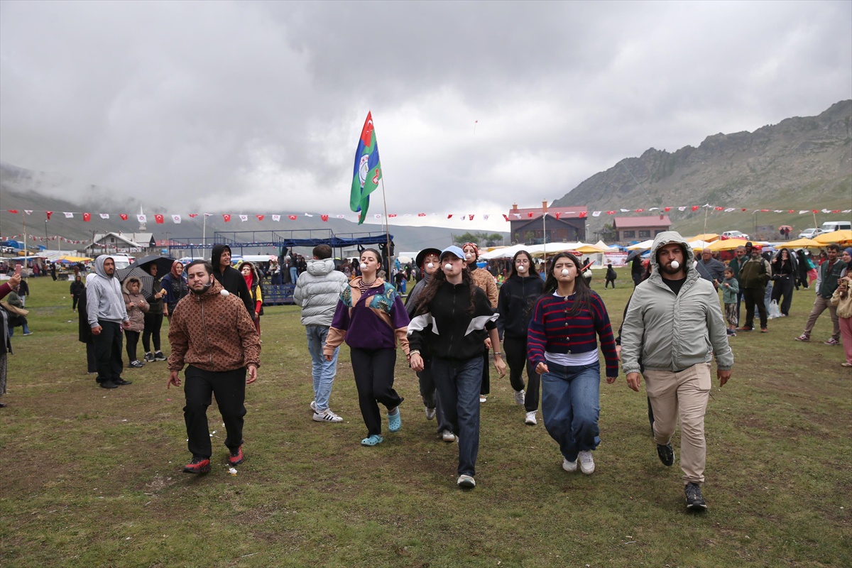 Rize\'de Ovit Yayla Şenliği Coşkusu
