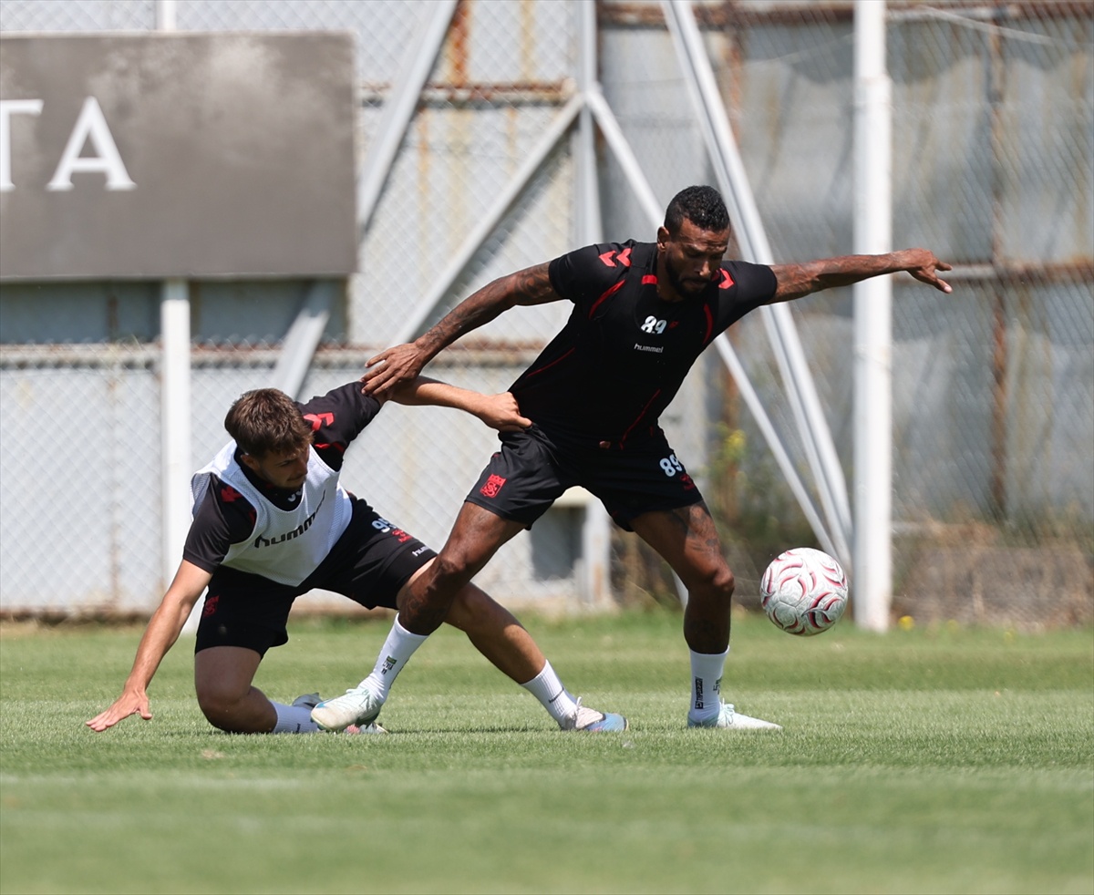 Sivasspor Kayserispor Maçına Hazırlanıyor