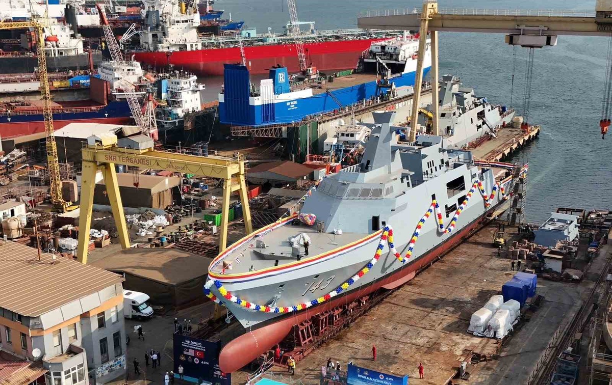 STM Malezya için ürettiği son korveti de denize indirdi