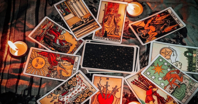 10 Ağustos günlük tarot falı: 10 Ağustos Pazartesi günü seni neler bekliyor? Günlük tarot kart açılımı!