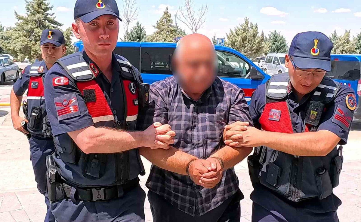Aksaray\'da Alacak Verecek Cinayeti