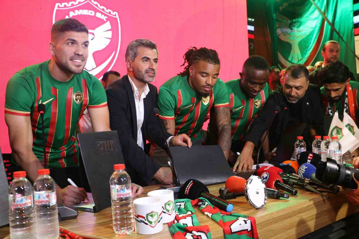 Amedspor\'da Beş Yeni Transfer İmzalandı