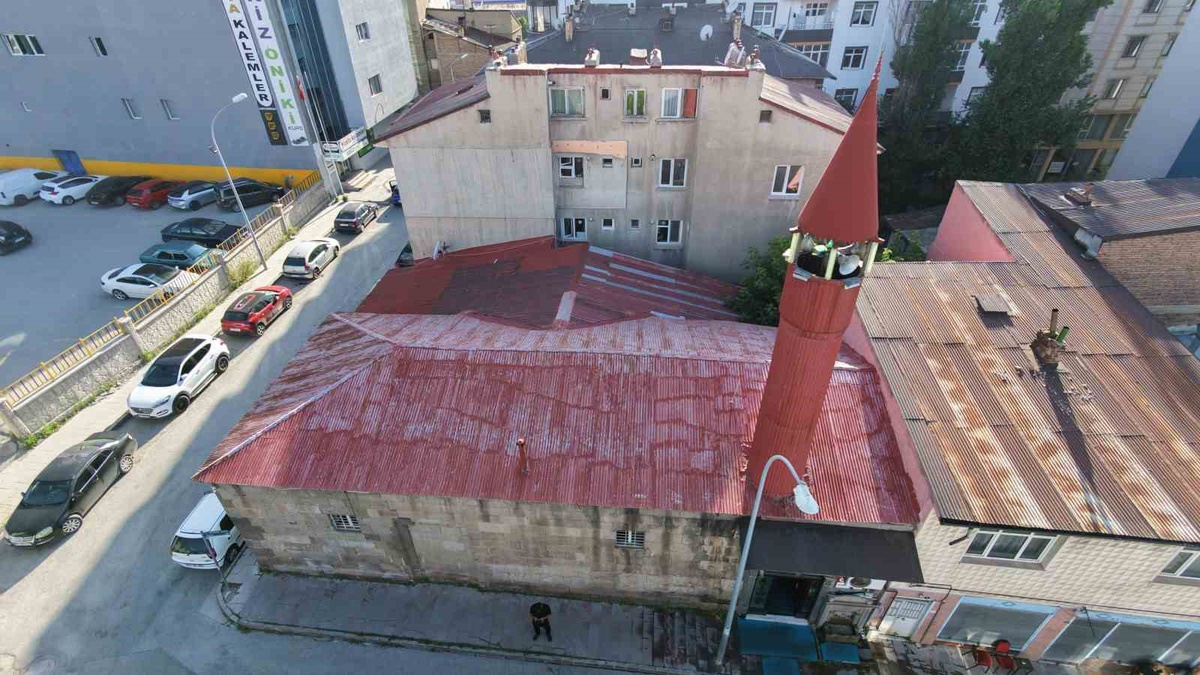 Erzurum\'un Tarihi Kabe Mescidi