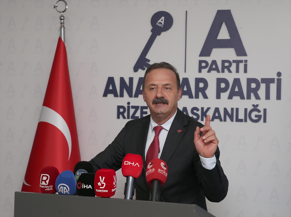 Ağıralioğlu\'ndan Terör ve Yeni Parti Açıklamaları