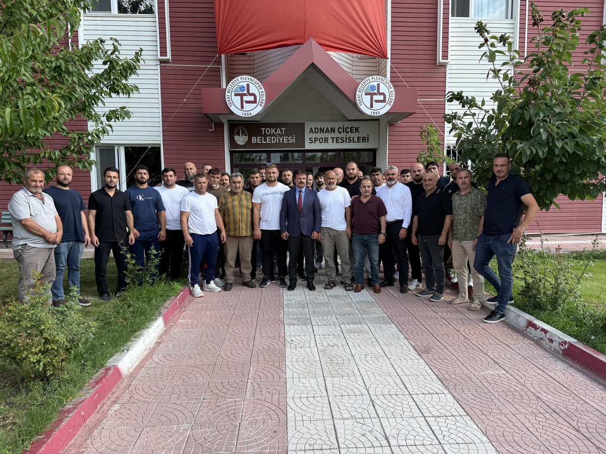 Başpehlivan Serhat Elvan Tokat\'a Transfer Oldu