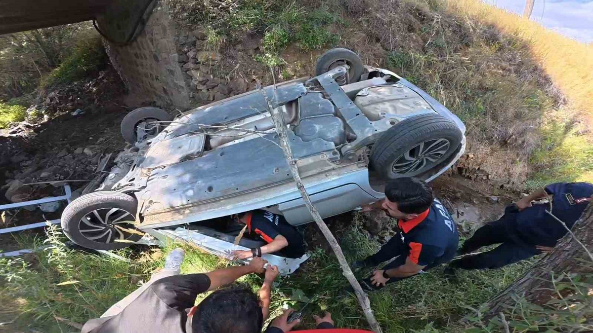 Düğün Yolu Kaza ile Başladı
