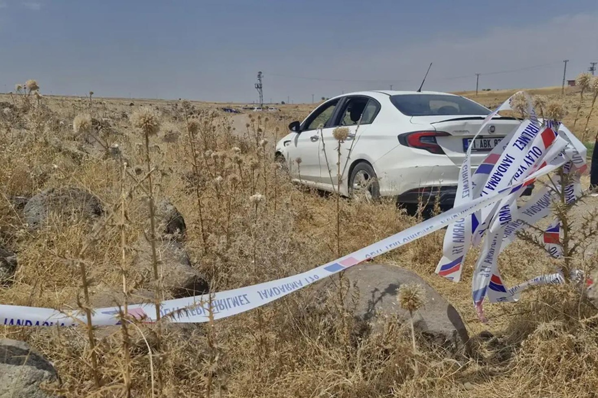 Diyarbakır\'da boş arazide kadın cesedi bulundu