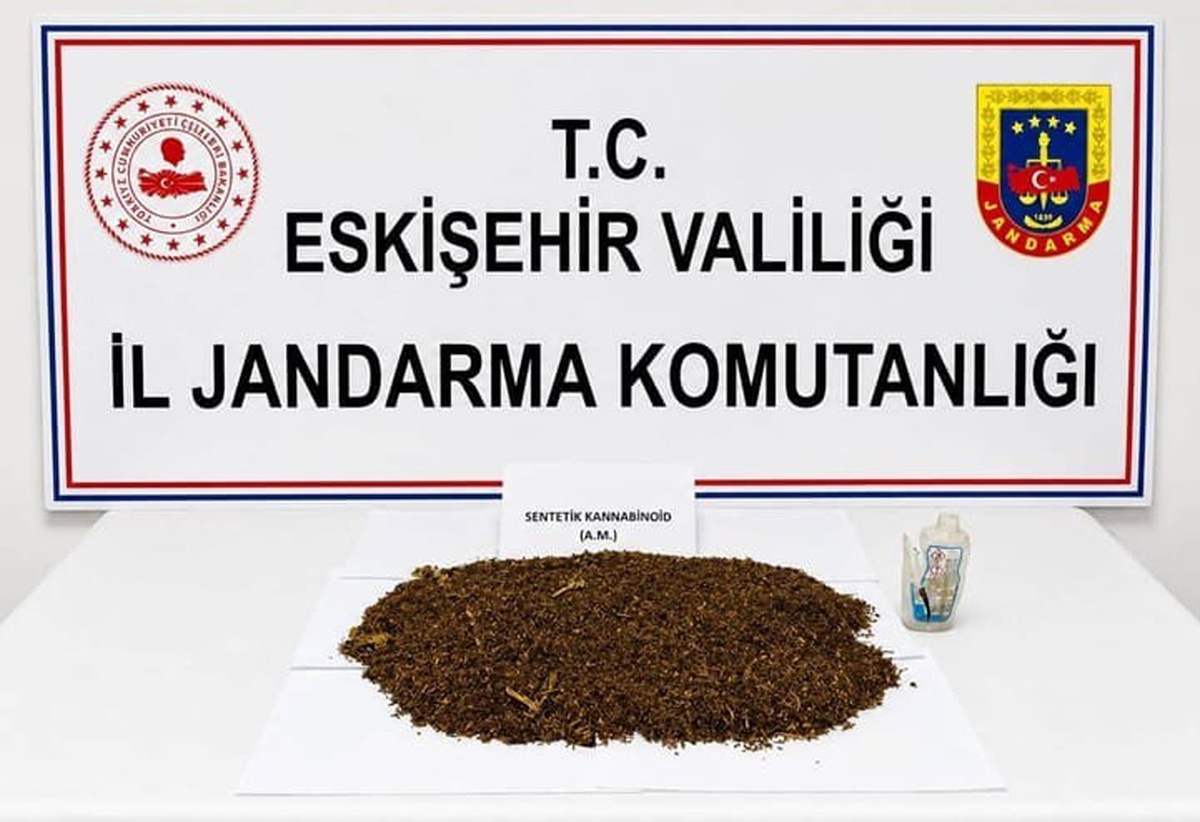 Eskişehir\'de 361 Gram Bonzai Ele Geçirildi