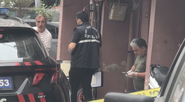 Kağıthane'de şüpheli ölüm: Azeri kadın evinde ölü bulundu