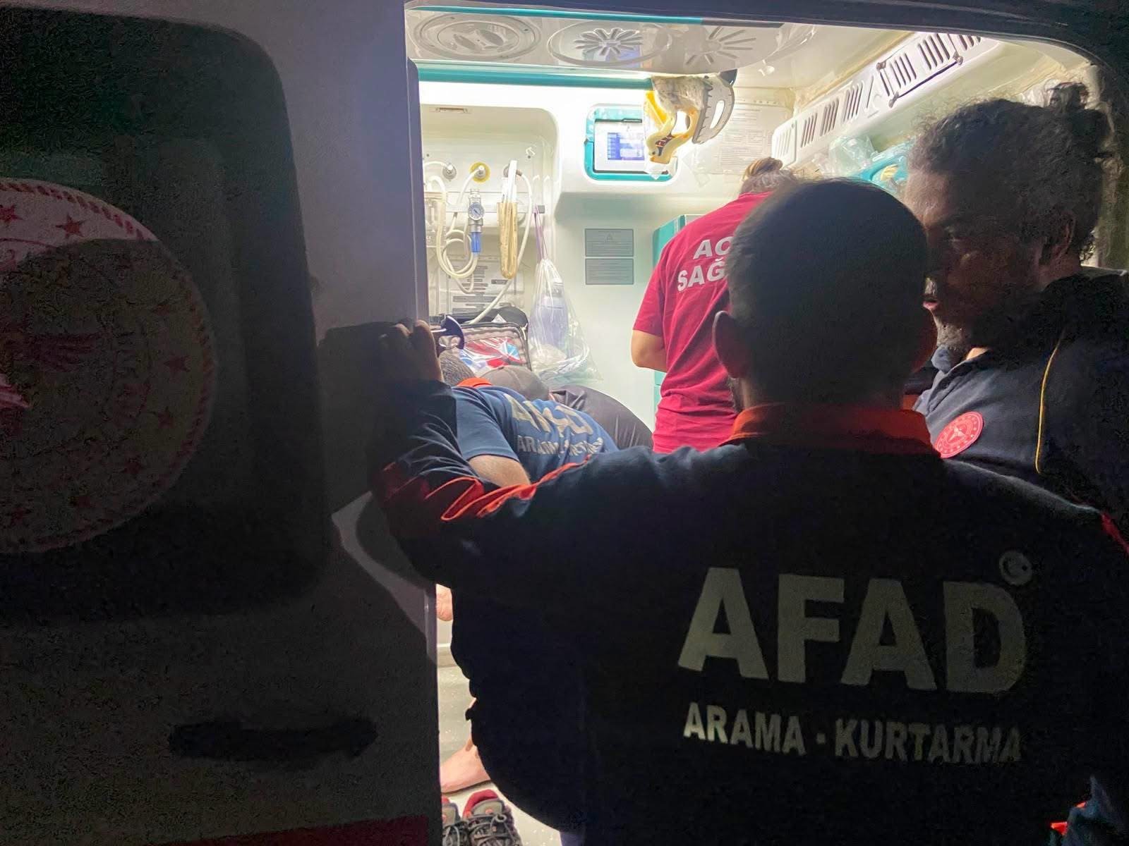 Kaybolan 19 Kişilik Ekip Sağ Bulundu