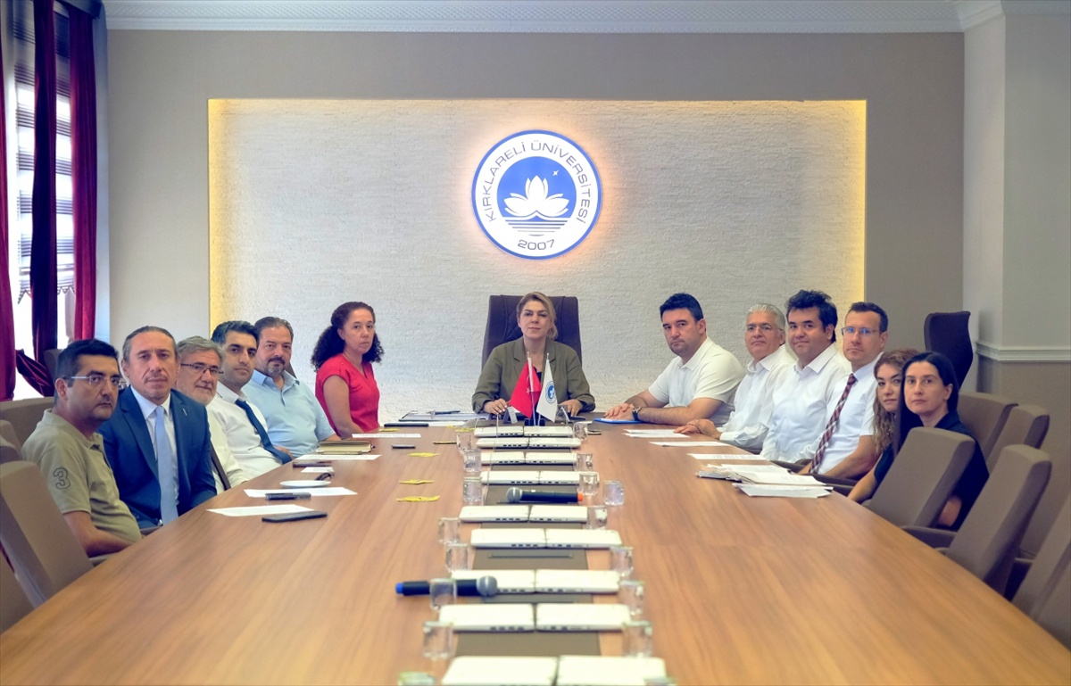 Kırklareli Üniversitesi\'nde Yönetim Kurulu Toplantısı Yapıldı