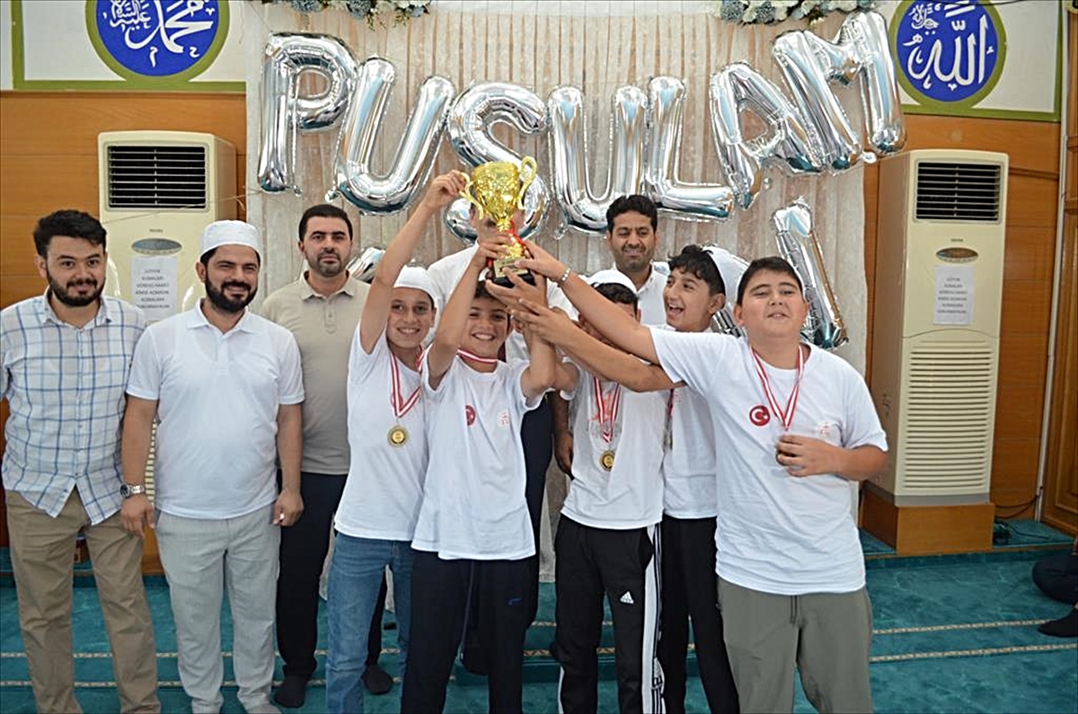 Çocuklar İçin Futbol Maçı Düzenlendi