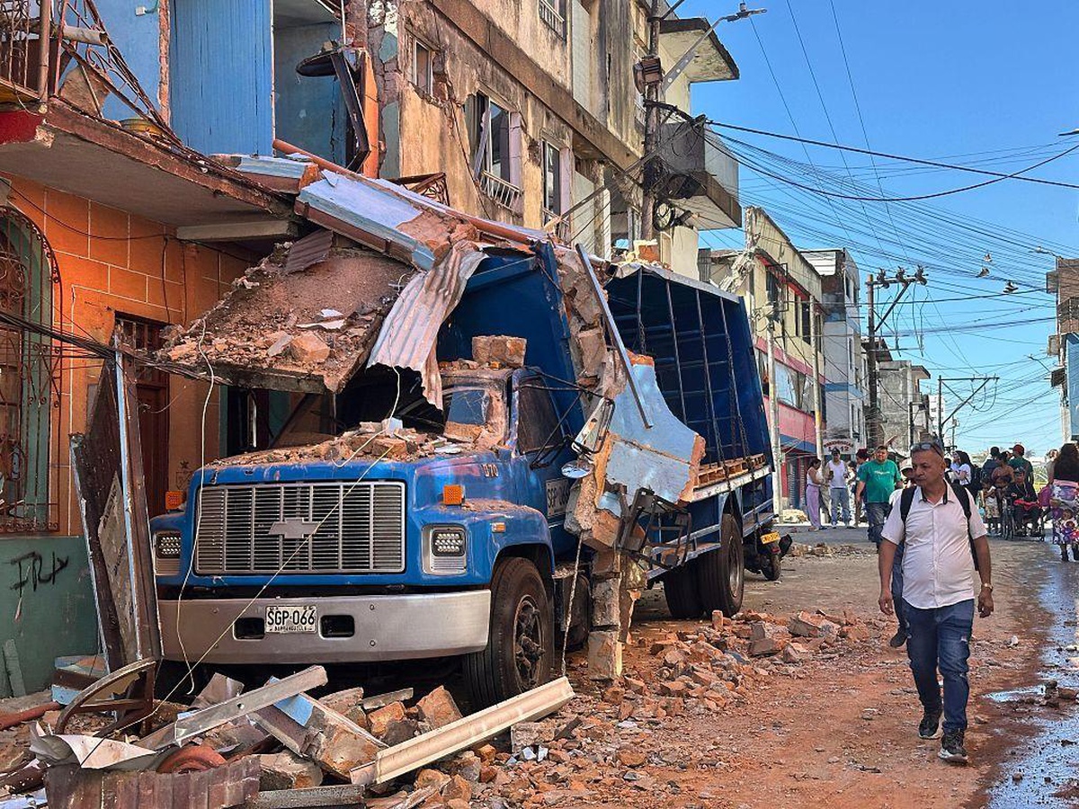 Kolombiya\'da Şiddetli Deprem: 26 Ölü