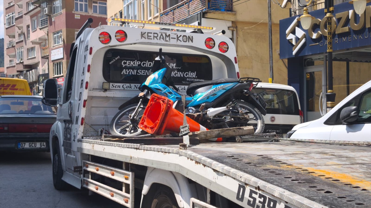 Kütahya\'da Motosikletli Şüpheli Kaçtı