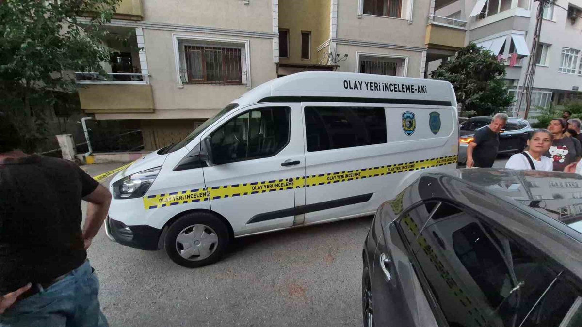 Maltepe\'de Beton Mikseri Altında Kalan Kadın Hayatını Kaybetti