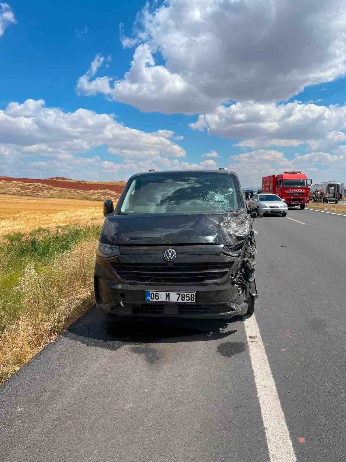 Yerköy\'de Trafik Kazası: 5 Yaralı