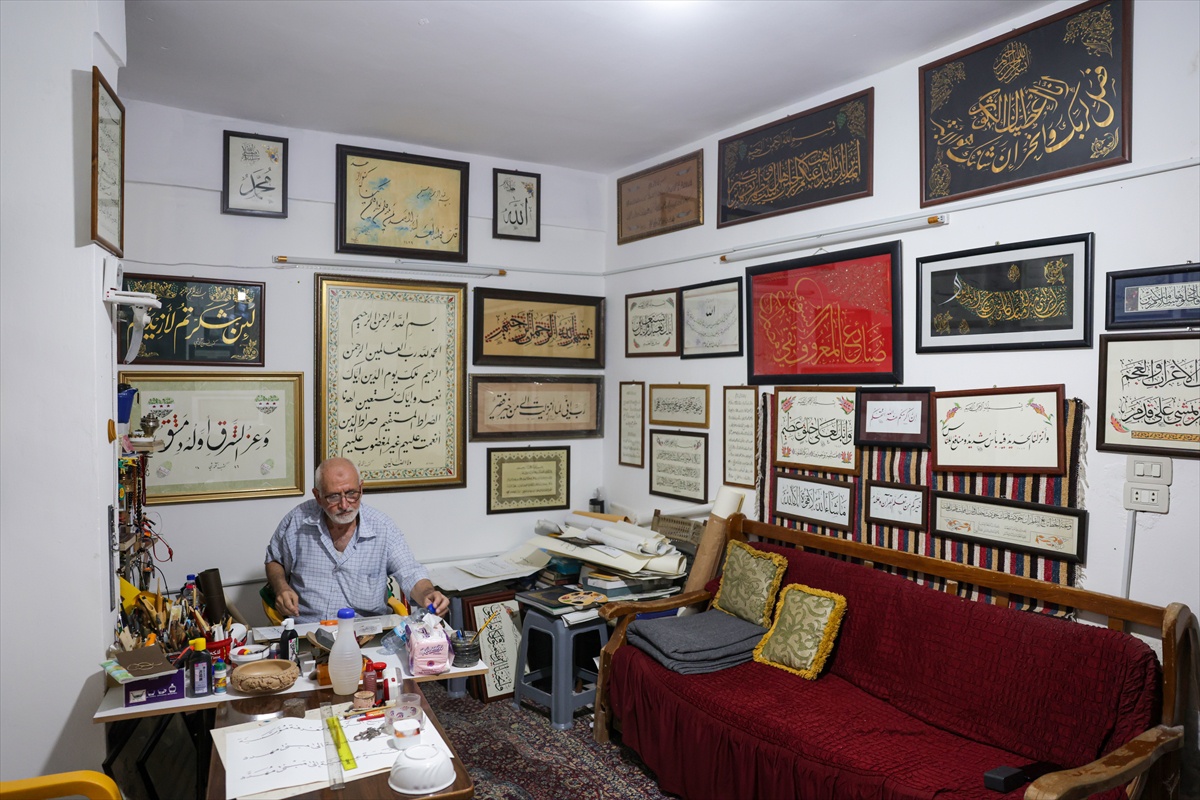 Hattat Ferac Arşin: El Yazısının Ruhu Var