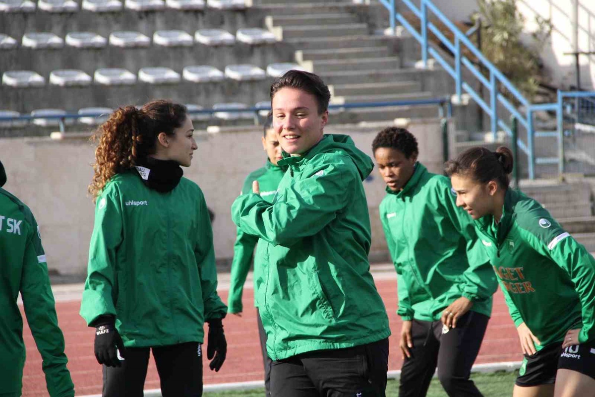Horozkentspor Kapanma Tehlikesiyle Karşı Karşıya