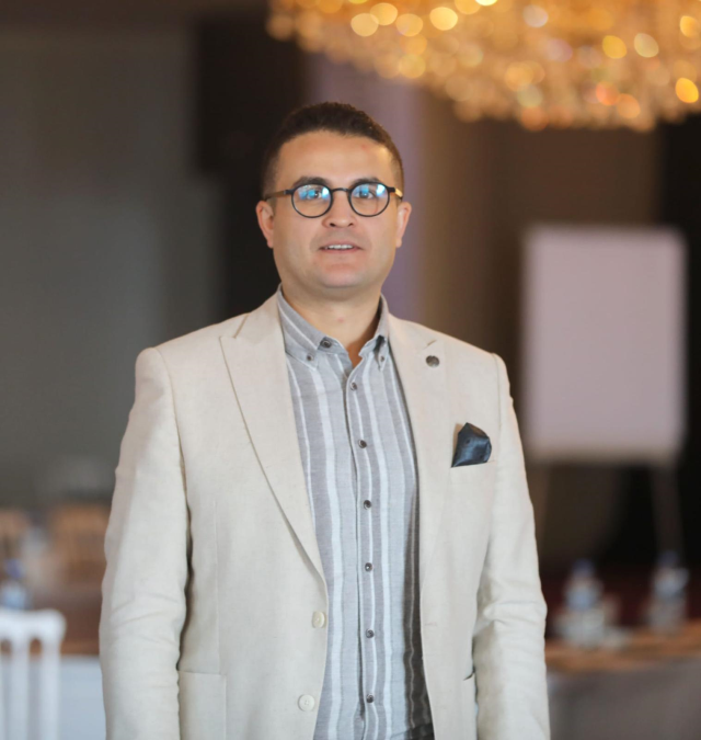 Sektörün deneyimli ismi İsmail Yazıcı'dan dikkat çeken öngörü: Fabrikalar elektriğini kendisi üretecek