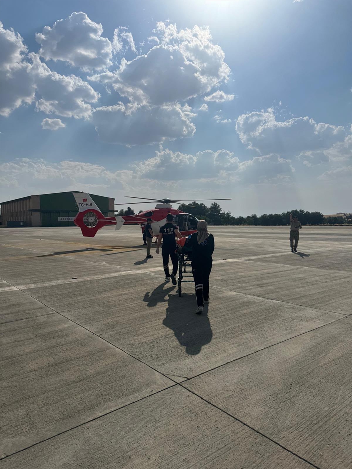 Beyin Kanaması Geçiren Kadın Hava Ambulansıyla Kurtarıldı