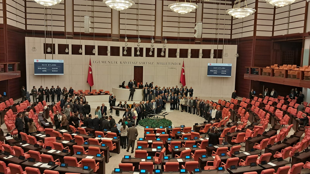 Şehit ve Gazi Hakları Yasası Meclis\'ten Geçti