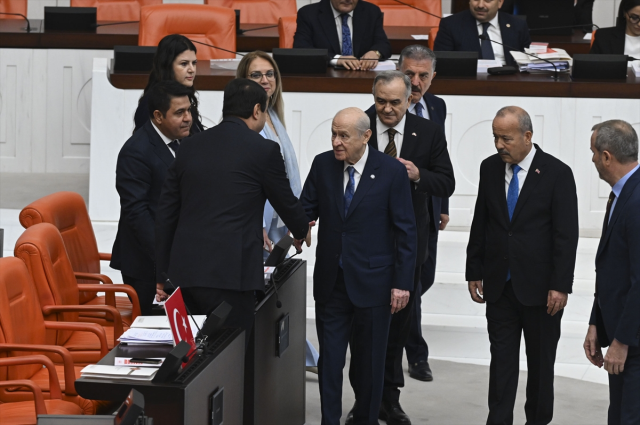 TBMM&rsquo;de kritik g&uuml;n: &Ccedil;er&ccedil;eve yasa i&ccedil;in partilerin tutumu netleşti