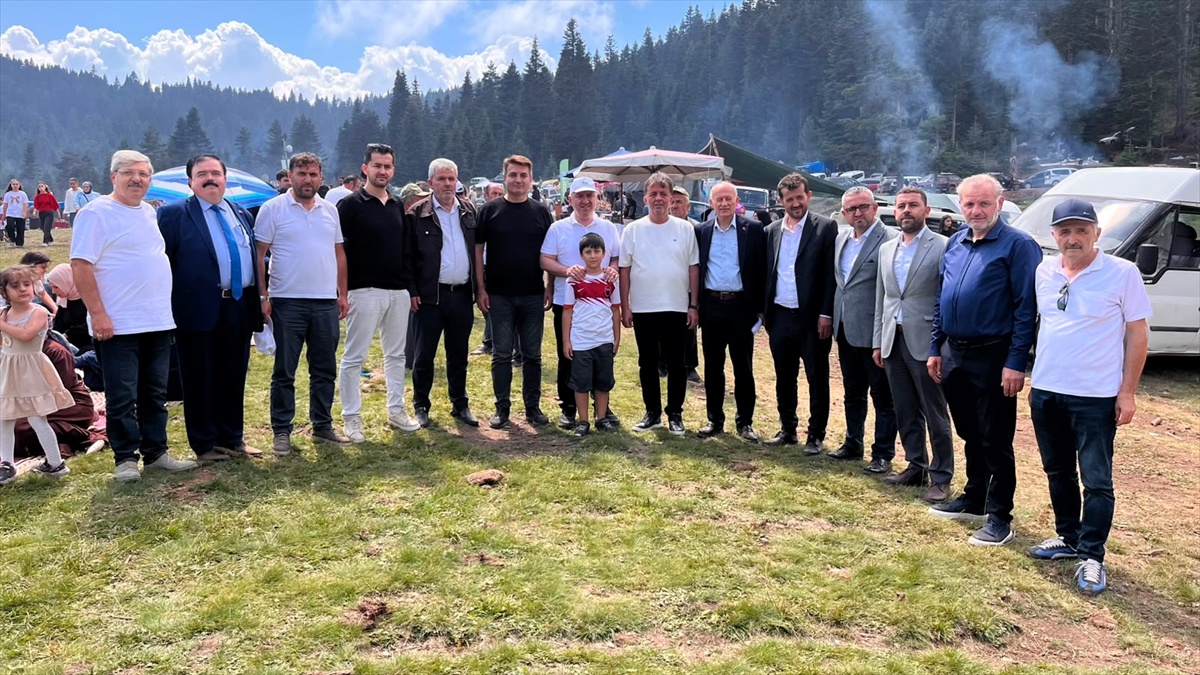Türkeli Yayla Şenliği Coşkuyla Kutlandı