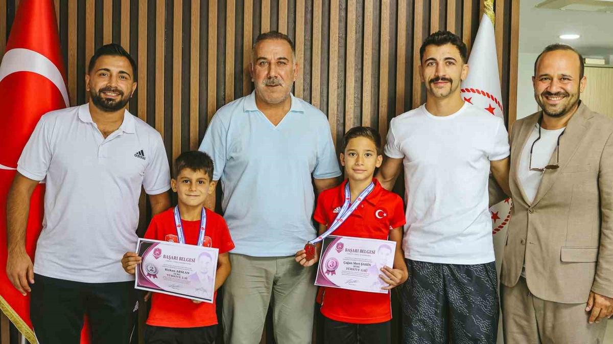 Aydınlı Minik G&uuml;reş&ccedil;iler Milli Takım Kampına Katılacak