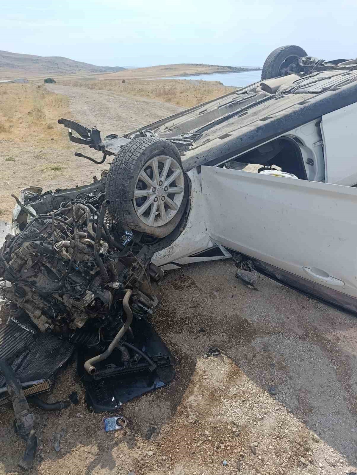 Van-Erciş Kara Yolunda Trafik Kazası