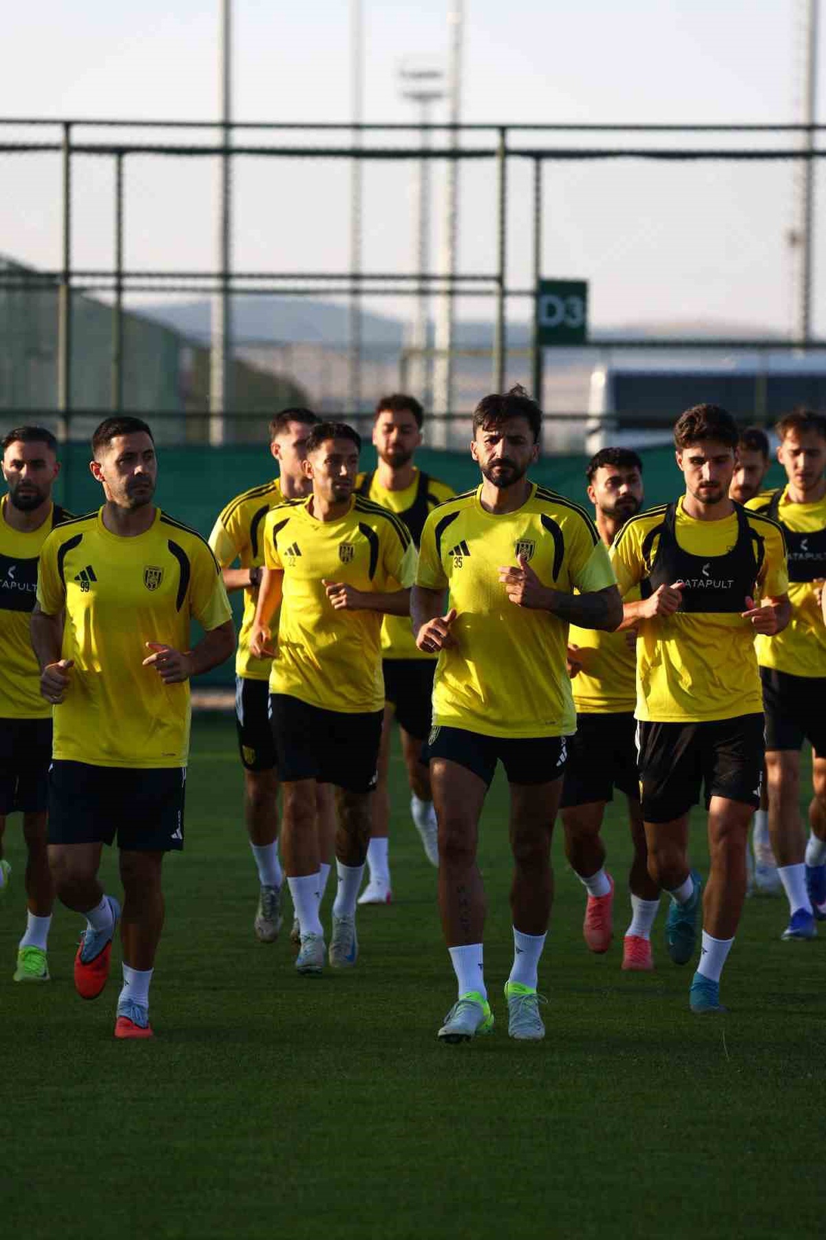 Aliağa FK\'nın Afyon Kampı Başladı