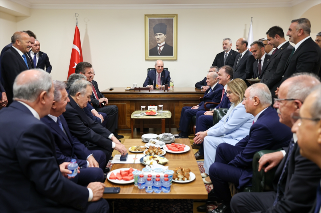 Bahçeli'den Kurtulmuş'a