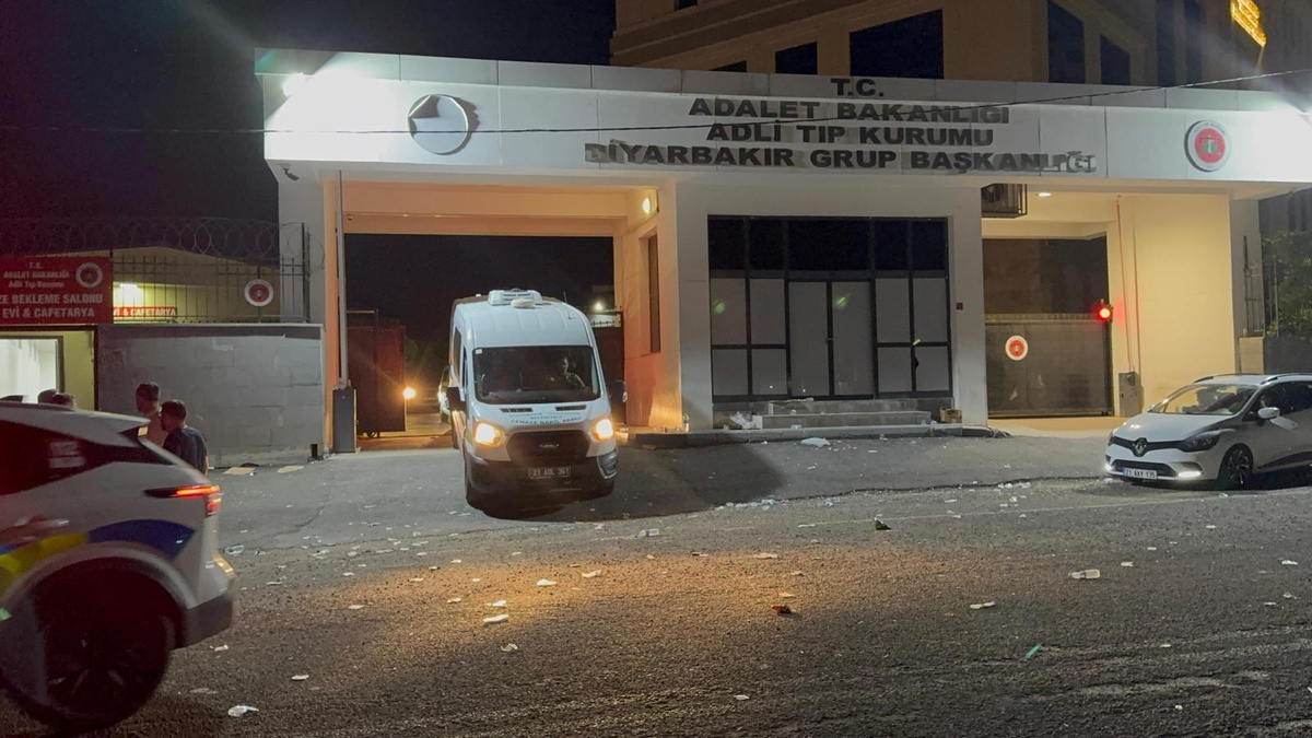 Bağlar\'da Bıçaklı Cinayet