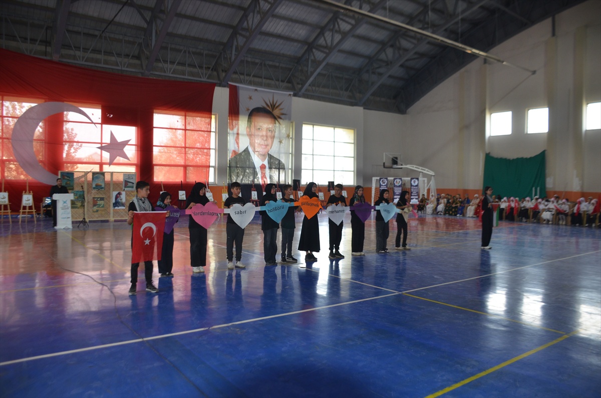 TÜGVA Yaz Okulu Kapanış Programı
